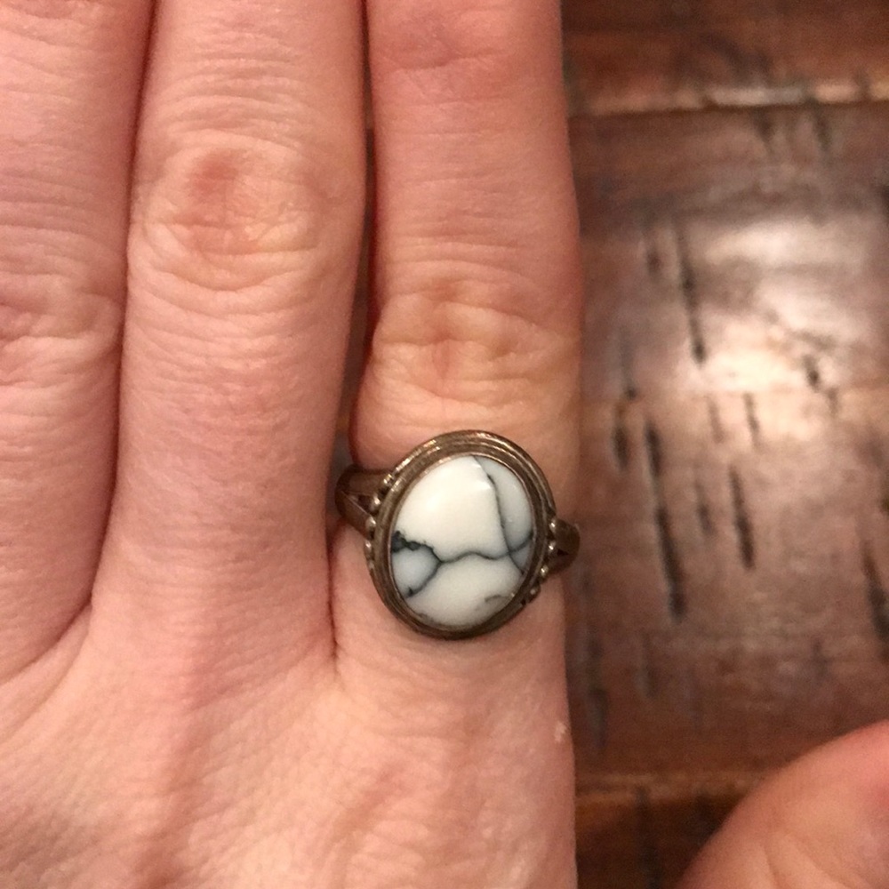 White marble stone and 925 sterling silver ring